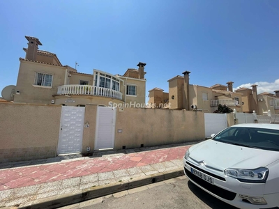 Dúplex en venta en Playa Flamenca, Orihuela