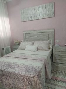 ALQUILER HABITACION PARA PAREJAS