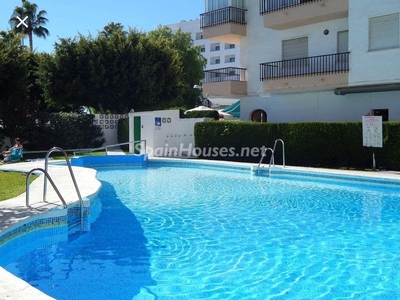 Piso en venta en Chaparil - Torrecilla - Punta Lara, Nerja