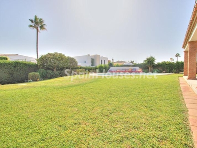 Villa en venta en Calaburra - Chaparral, Mijas