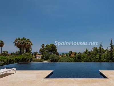 Villa en venta en Nagüeles-Milla de Oro, Marbella