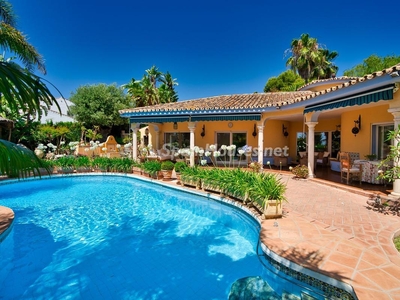 Villa en venta en Paraiso-Borronal, Estepona