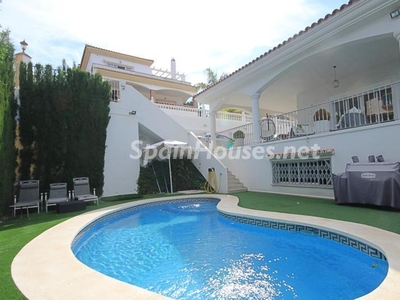 Villa en venta en Riviera del Sol, Mijas