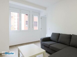 Acogedor apartamento de 1 dormitorio con aire acondicionado en Sants - Sólo estudiantes