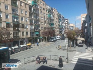 Alquiler piso terraza y ascensor Zaidín