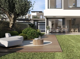 Casa pareada en venta en Estepona