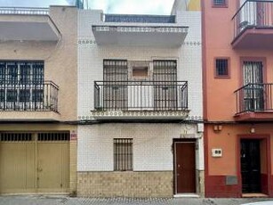 Casa unifamiliar Ricardo Palma, La Plata, Sevilla