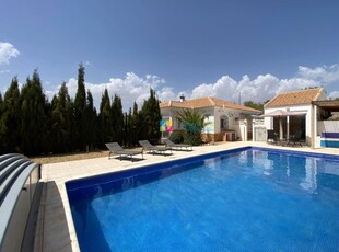 Chalet en venta en Los Cerricos, Oria, Almería