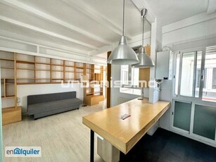 Malasaña / piso amueblado con 1 dormitorio suite y 1 dormitorio individual