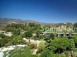 Villa en venta en Rio Real, Marbella