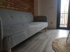 Alquiler apartamento en carrer camp de mart apartamento nuevo amueblado con encanto en Lleida