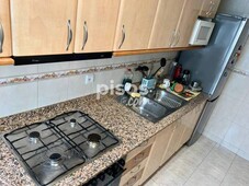 Piso en venta en Carrer de Nàpols en La Salut-Lloreda-Sistrells por 79.000 €