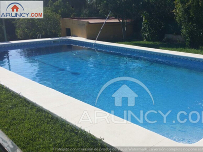 Alquiler de casa con piscina y terraza en Alcalá de Guadaíra, Perifericas