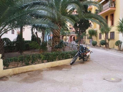 Alquiler Piso Alboraia - Alboraya. Piso de tres habitaciones Buen estado séptima planta con terraza