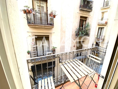 Apartamento en venta en El Raval, Barcelona