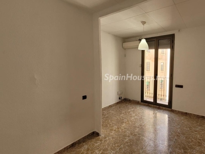 Apartamento en venta en El Raval, Barcelona