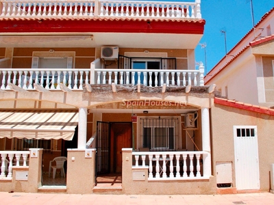 Casa adosada en venta en Pilar de la Horadada