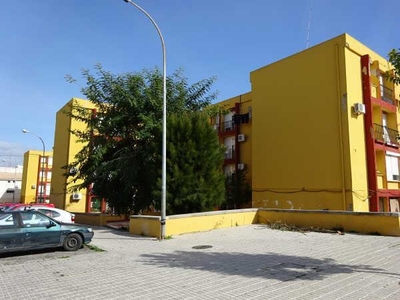 Piso en venta enc. tirso de molina, 4,coria del rio,sevilla