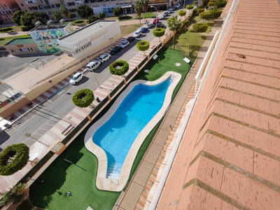Venta de ático con piscina y terraza en Roquetas de Mar, Las salinas