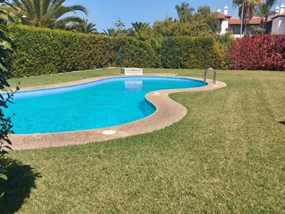 Venta de casa con piscina y terraza en Puerto de la Cruz, El Durazno