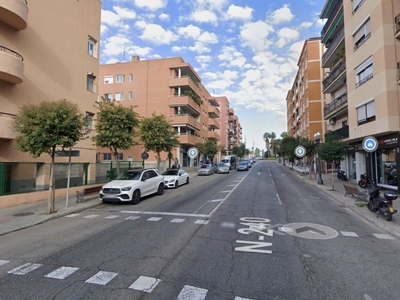 Venta de piso con piscina en Nou Eixample (Tarragona)
