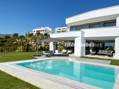 Villa en venta en Bahía de Marbella, Marbella