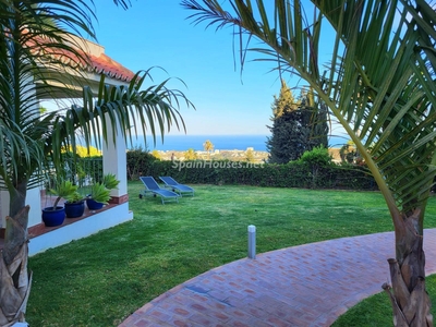 Villa en venta en Benalmádena Pueblo