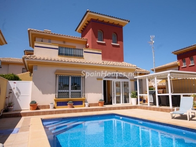 Villa en venta en Cabo Roig, Orihuela