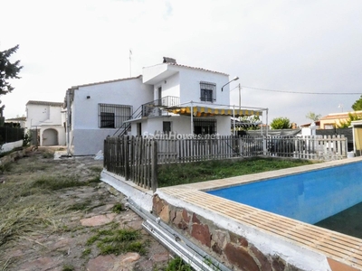Villa en venta en Llíria