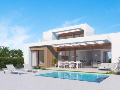 Villa independiente en venta en Orihuela Costa