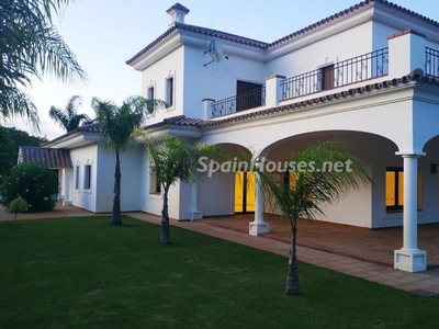 Villa independiente en venta en San Roque Pueblo