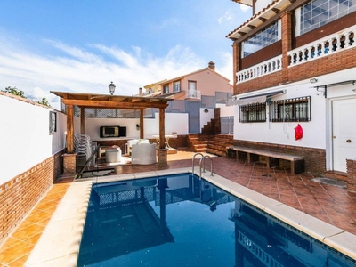 Venta Casa unifamiliar en Las Viñas Monachil. Con terraza 300 m²