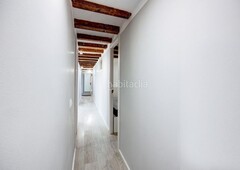 Piso en carrer d'avinyó 48 encantador piso en el gótic en Barcelona