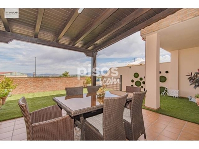 Casa adosada en venta en Avenida de Cristóbal Colón, 1