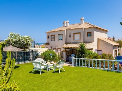 Casa adosada en venta en Torreblanca, Torrevieja