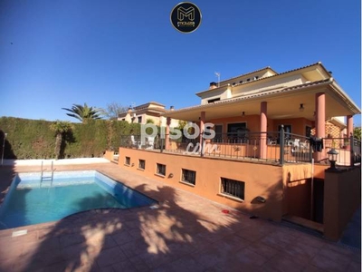 Chalet en venta en Baeza