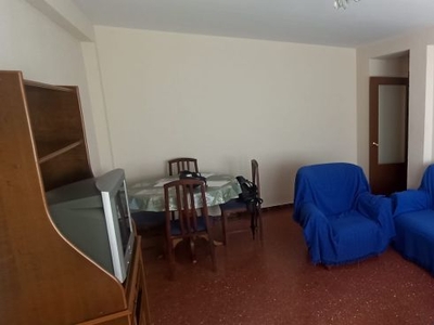 Habitaciones en Pza. Cantares, Almería Capital por 220€ al mes