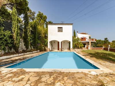 Venta de casa con piscina y terraza en Platja d'Aro