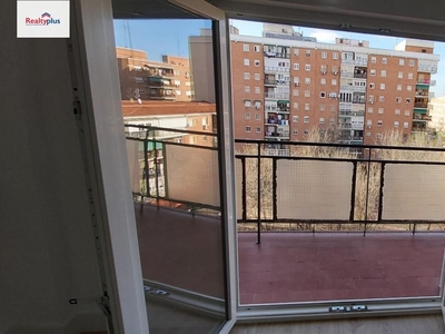 Venta de piso con terraza en Pryconsa, Juan de Austria (Alcalá de Henares), Centro