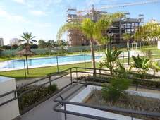 Alquiler de piso con piscina y terraza en Playamar - Benyamina - Los Alamos (Torremolinos)