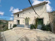 Casa con terreno en Oria