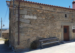 Casa con terreno en Santa María del Berrocal