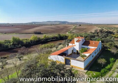 Casa con terreno en Villafranca de los Barros