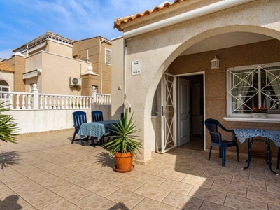 Casa en venta en Aguas Nuevas, Torrevieja, Alicante