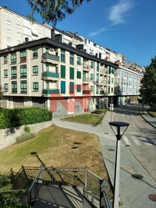Alquiler de piso en Centro - Ourense de 2 habitaciones con garaje y calefacción