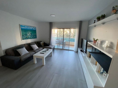 Alquiler de piso en L'Aragai - Prat de Vilanova de 4 habitaciones con terraza y piscina