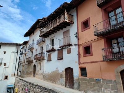 Casa en venta en Peñarroya de Tastavins