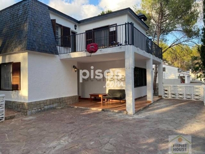 Chalet en alquiler en Avenida Pinada Pau