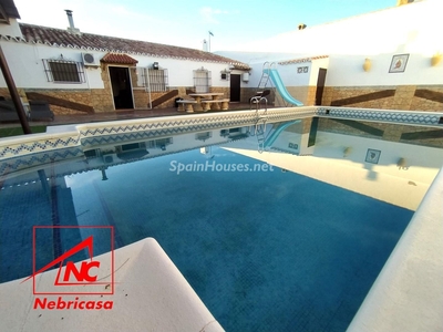 Chalet en venta en Las Cabezas de San Juan