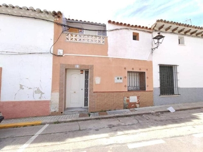 Chalet independiente con terreno en venta en la Calle de San Andrés' Fuentidueña de Tajo